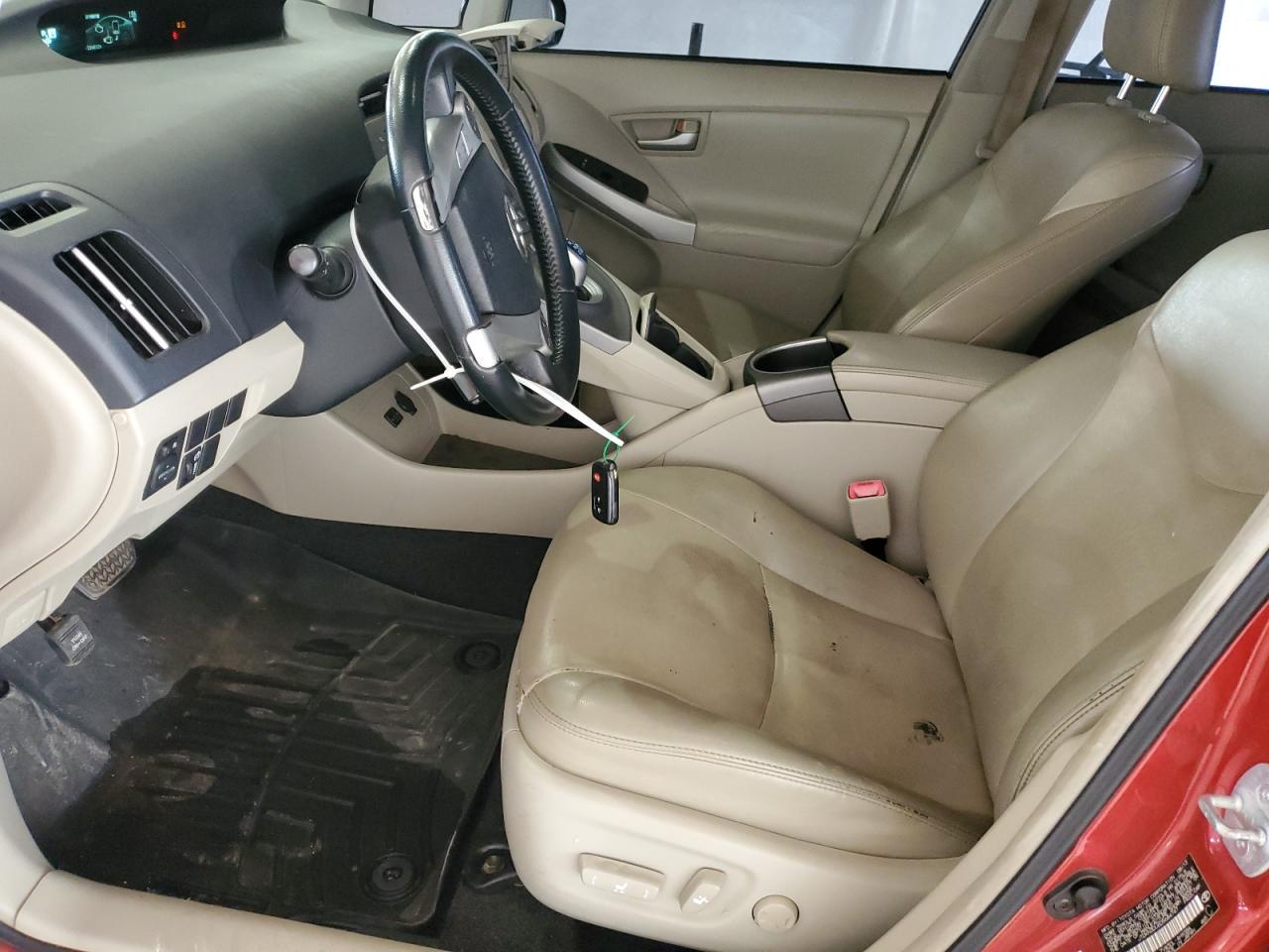 2013 TOYOTA PRIUS