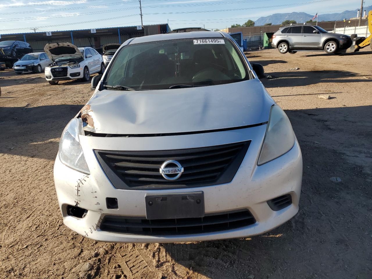 2013 NISSAN VERSA