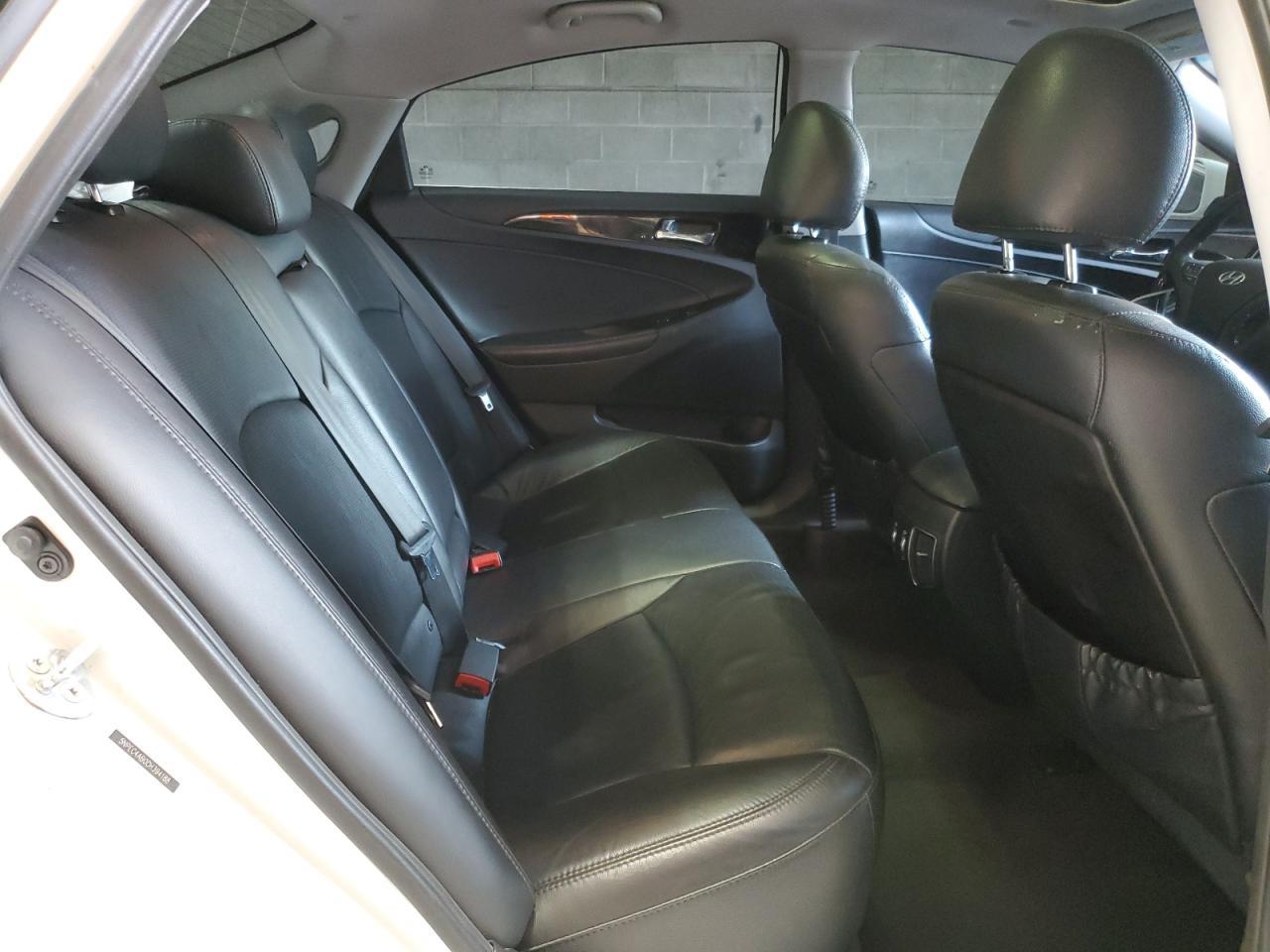 2012 HYUNDAI SONATA