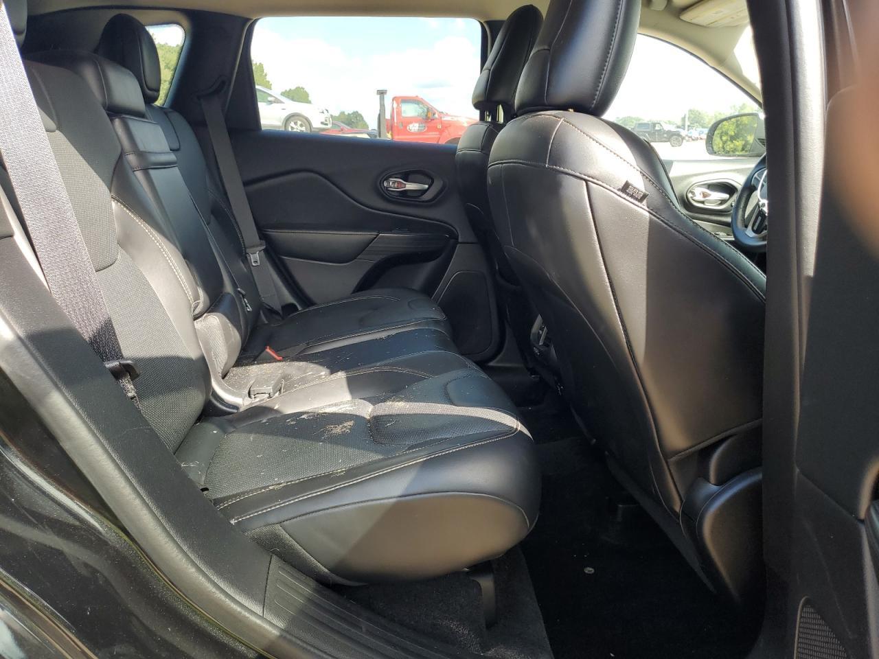 2016 JEEP CHEROKEE