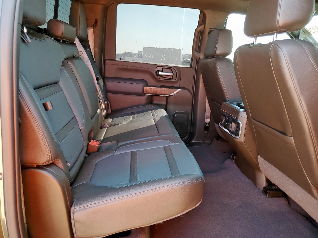2023 GMC Sierra