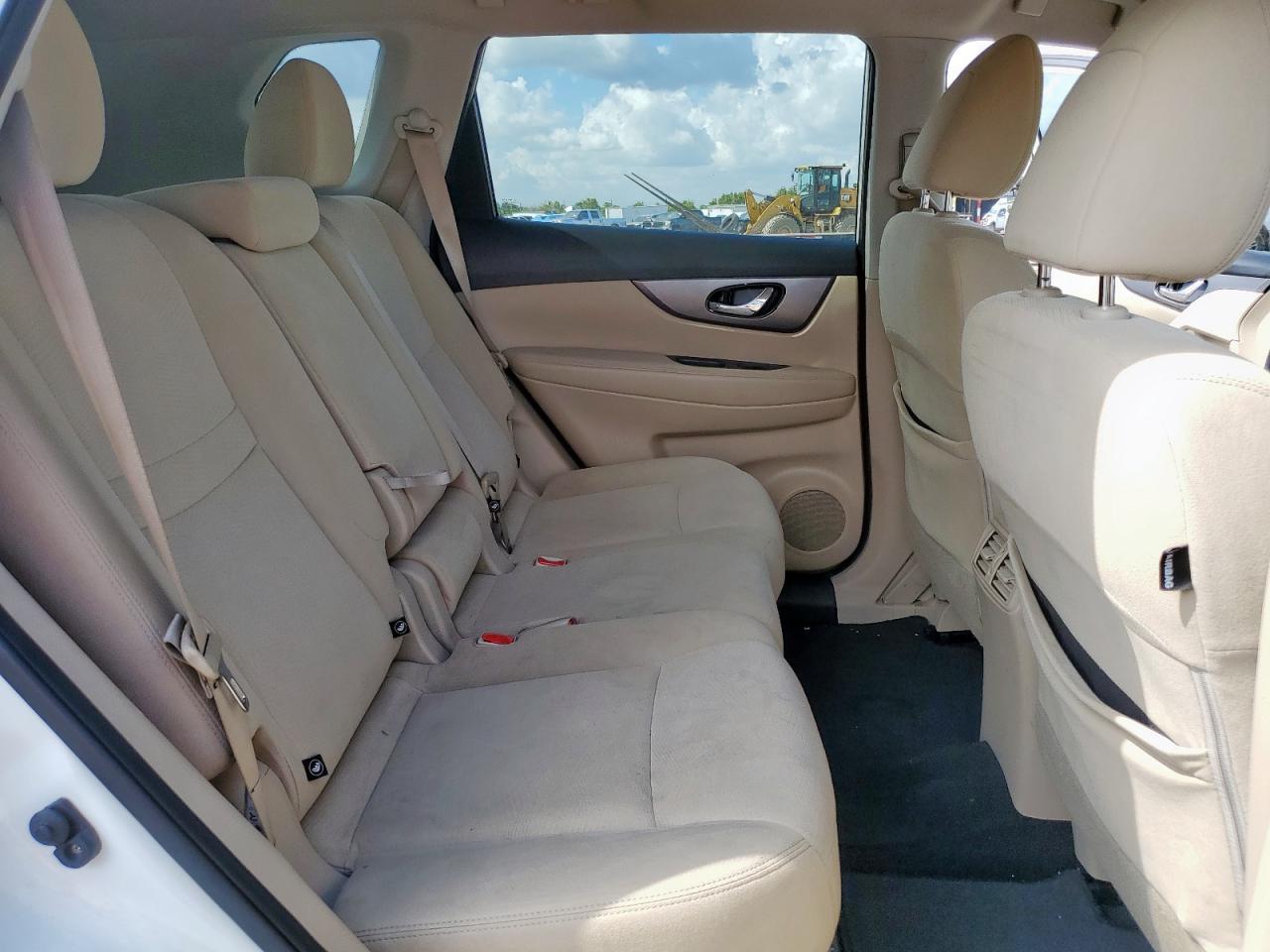 2016 NISSAN ROGUE