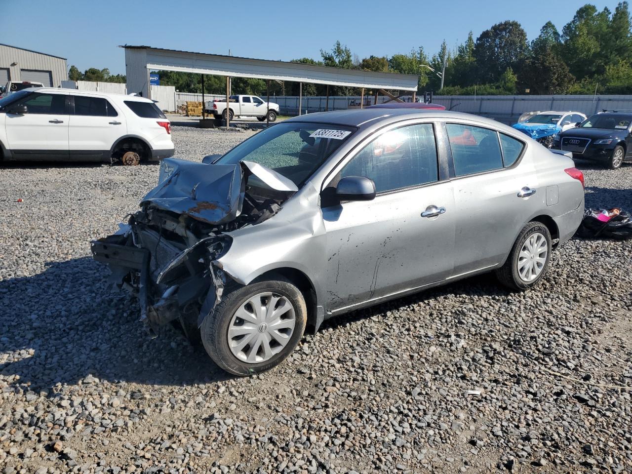 2014 NISSAN VERSA