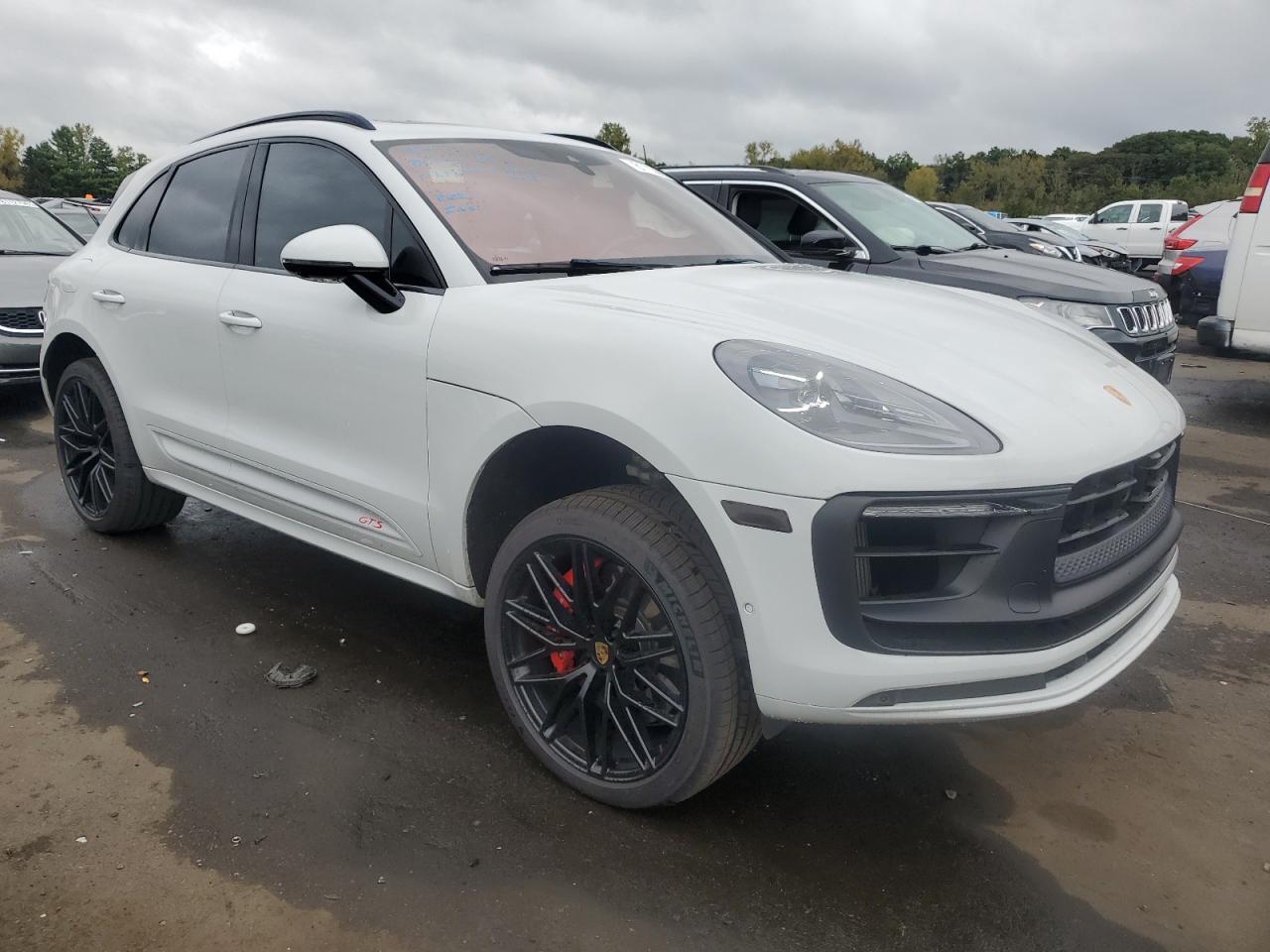 2022 PORSCHE Macan