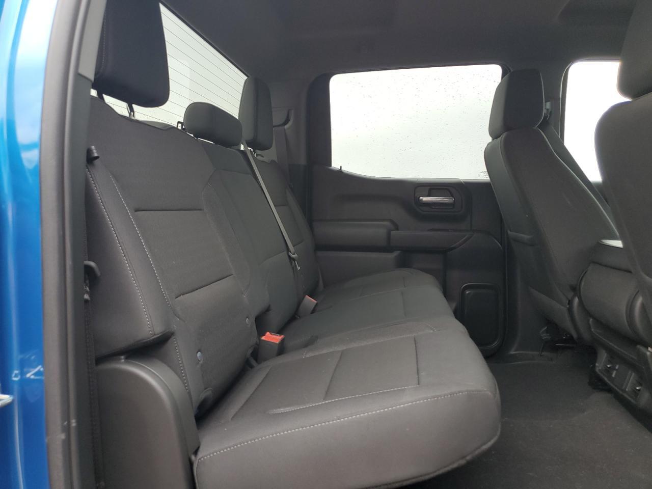 2024 CHEVROLET Silverado