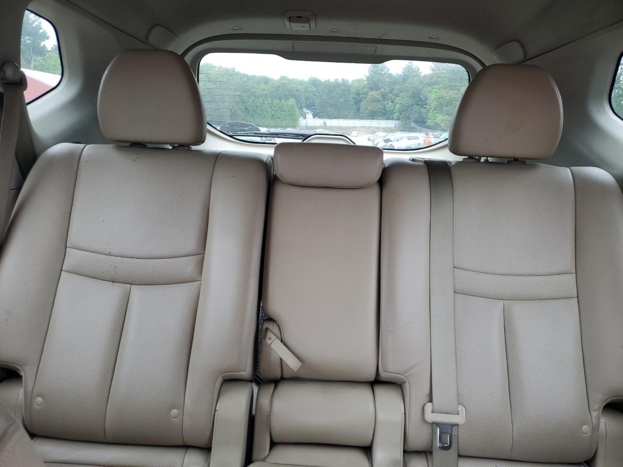 2014 NISSAN ROGUE