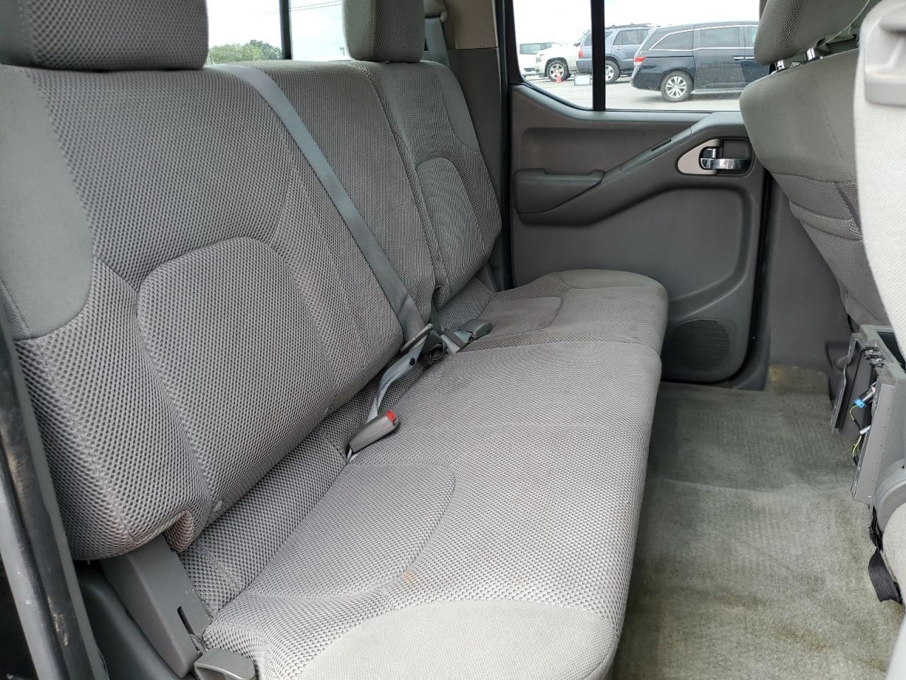 2014 NISSAN Frontier