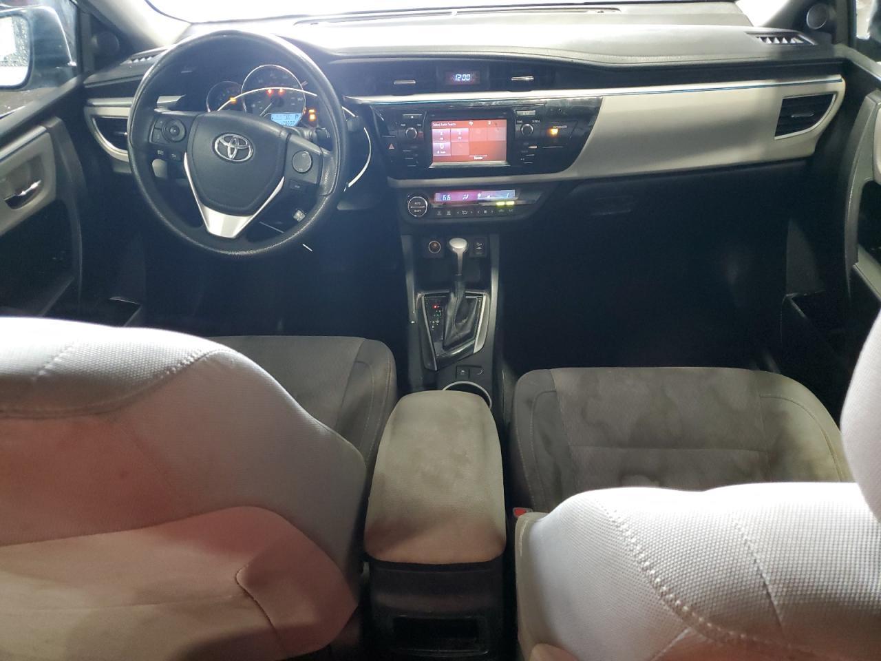 2015 TOYOTA COROLLA