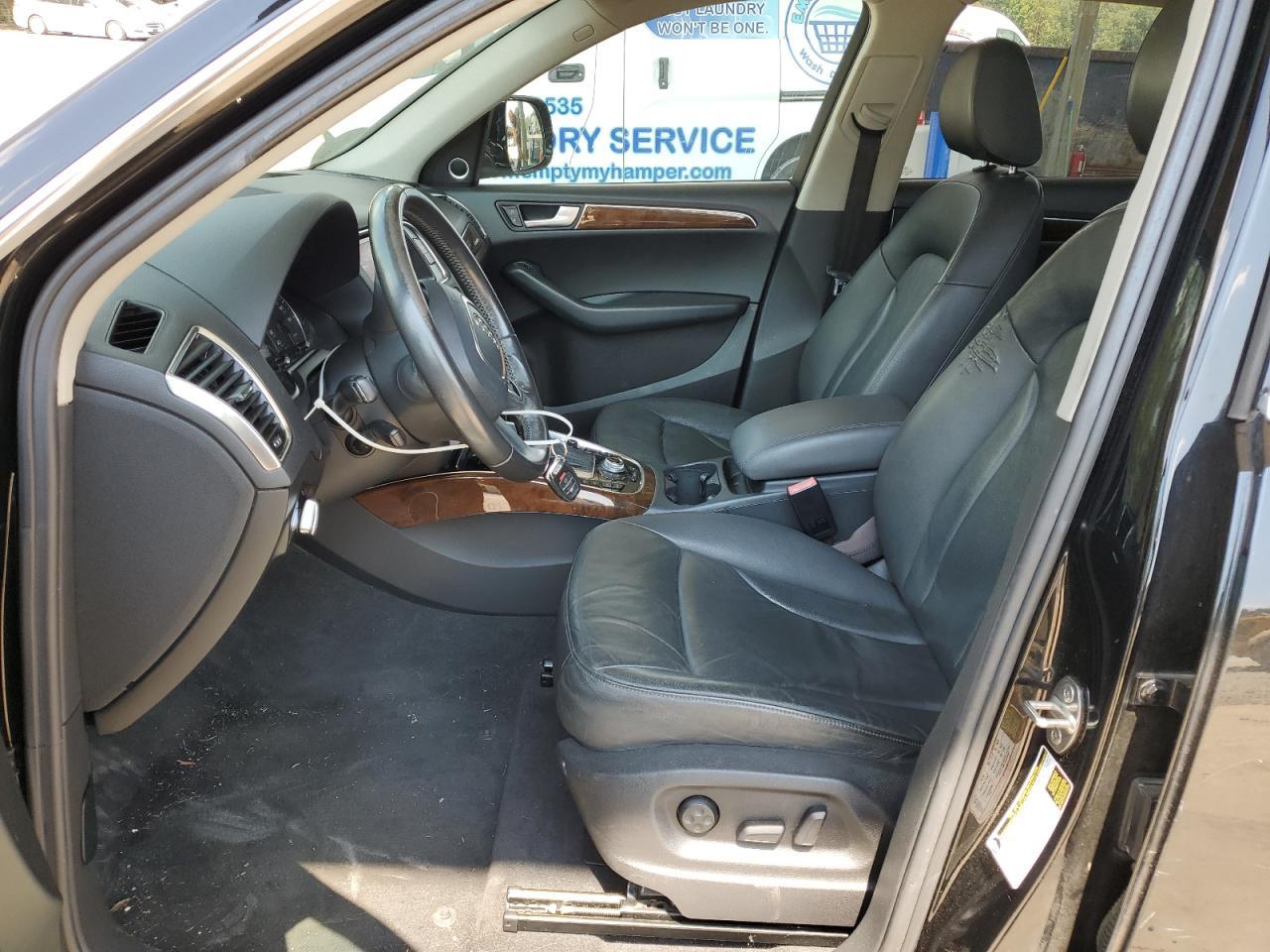 2011 AUDI Q5