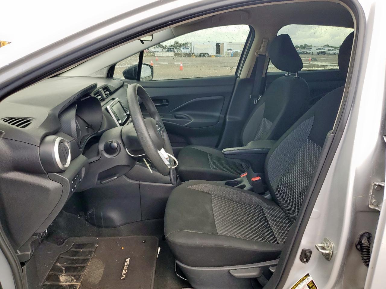 2020 NISSAN VERSA