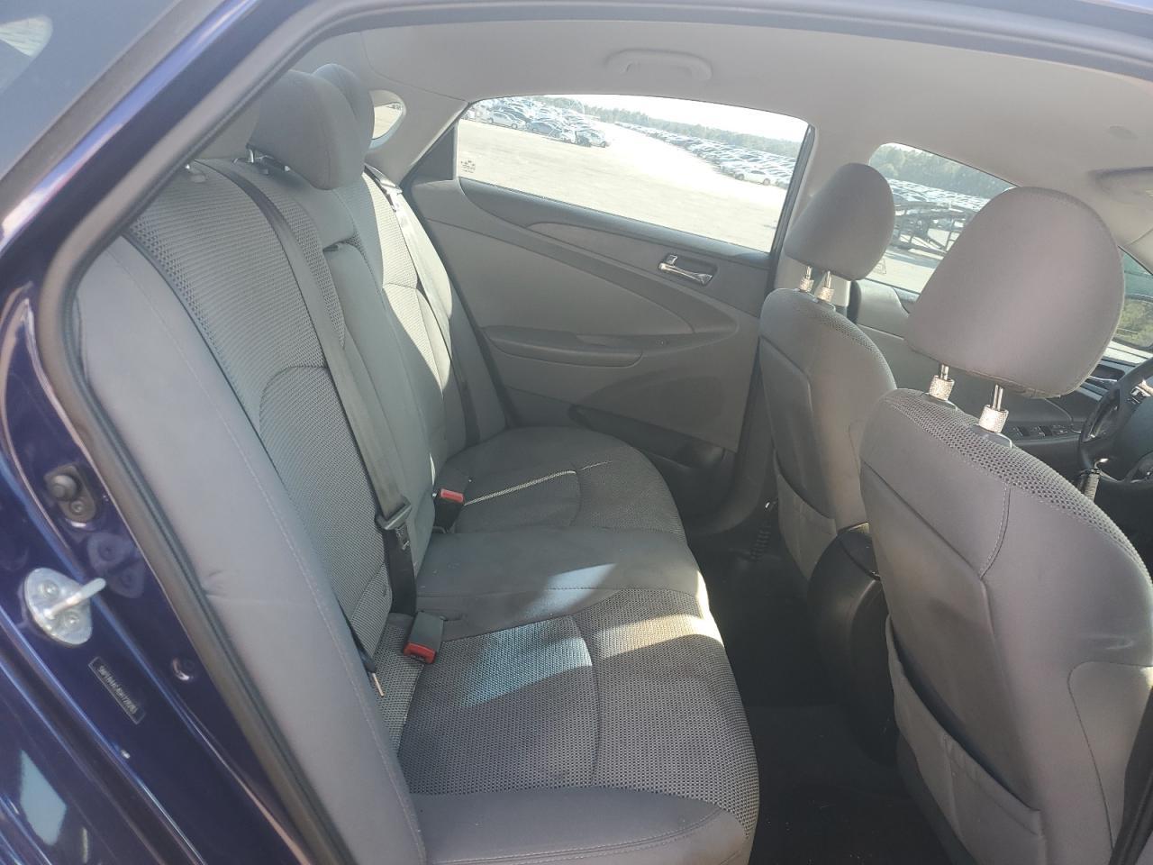 2013 HYUNDAI SONATA
