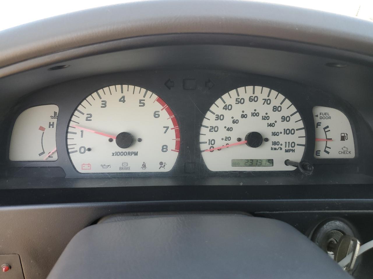 2002 TOYOTA TACOMA