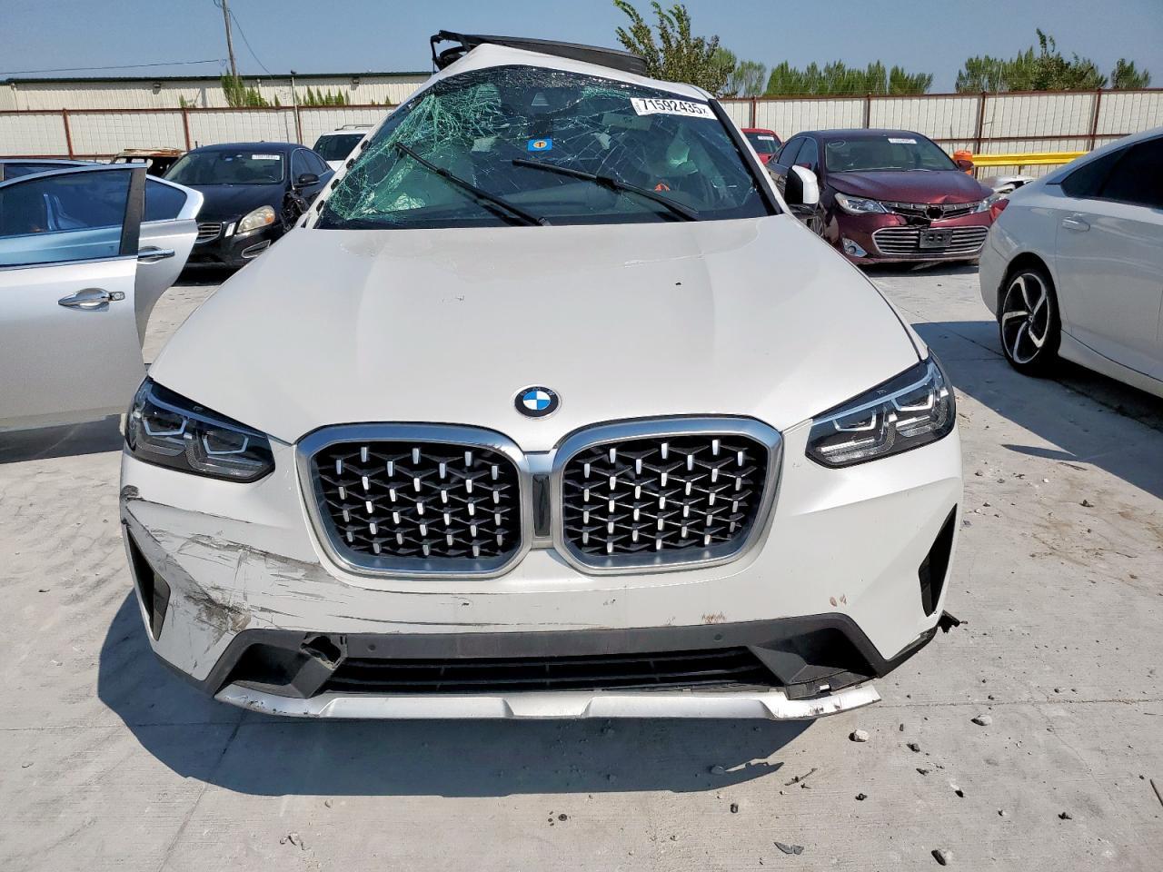 2022 BMW X4