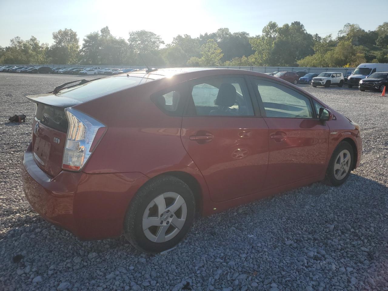 2011 TOYOTA PRIUS