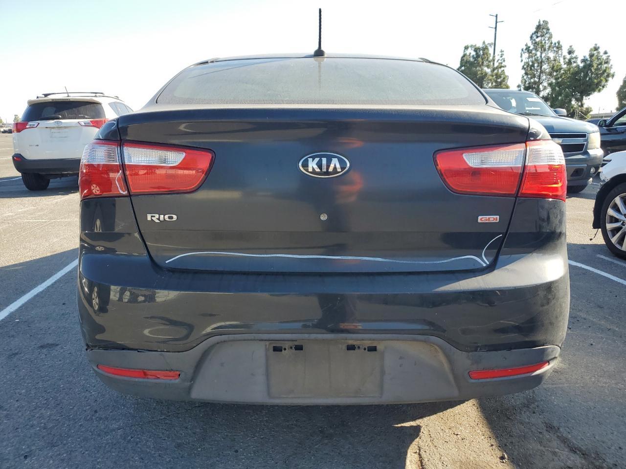 2015 KIA RIO