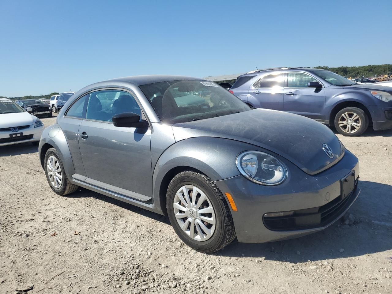 2013 VOLKSWAGEN Beetle