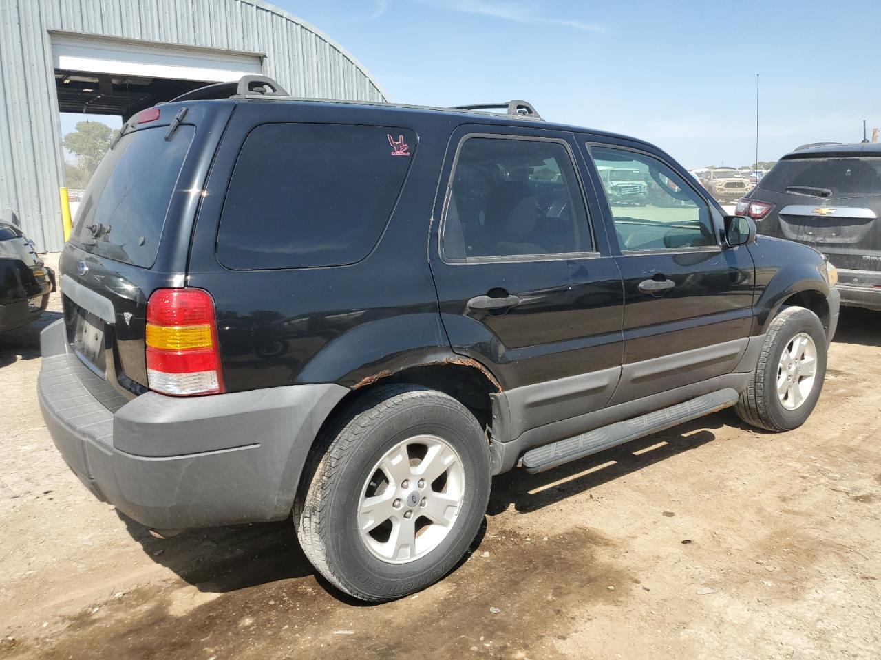 2006 FORD ESCAPE