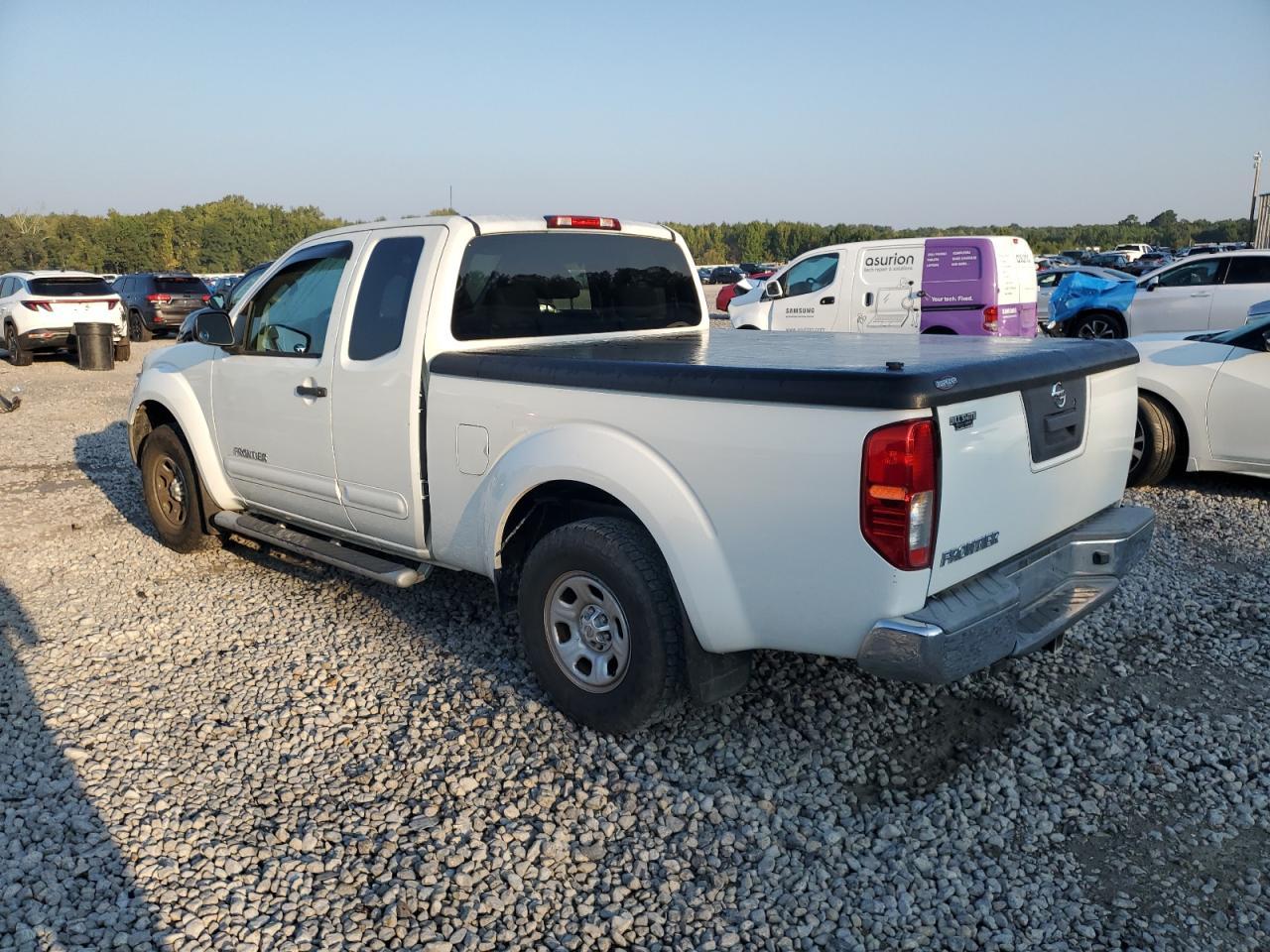 2015 NISSAN Frontier
