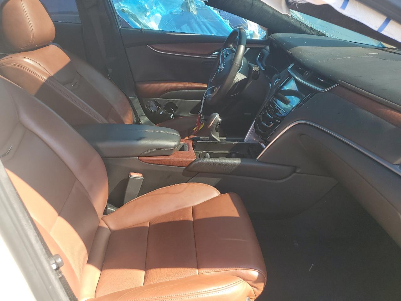 2015 CADILLAC XTS