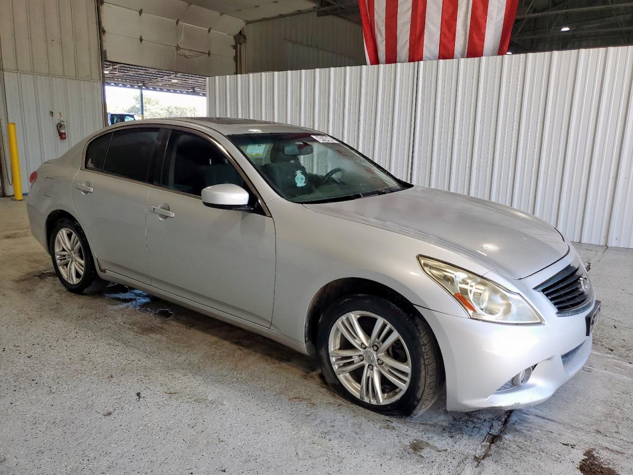2013 INFINITI G37