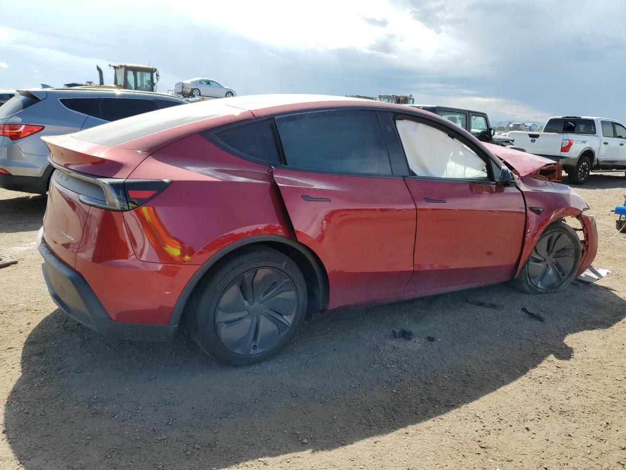 2026 TESLA MODEL Y