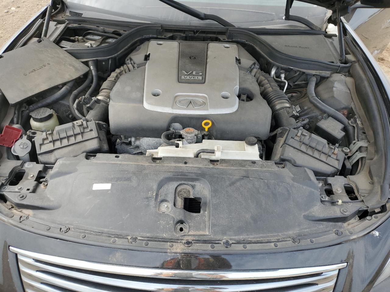 2011 INFINITI G37