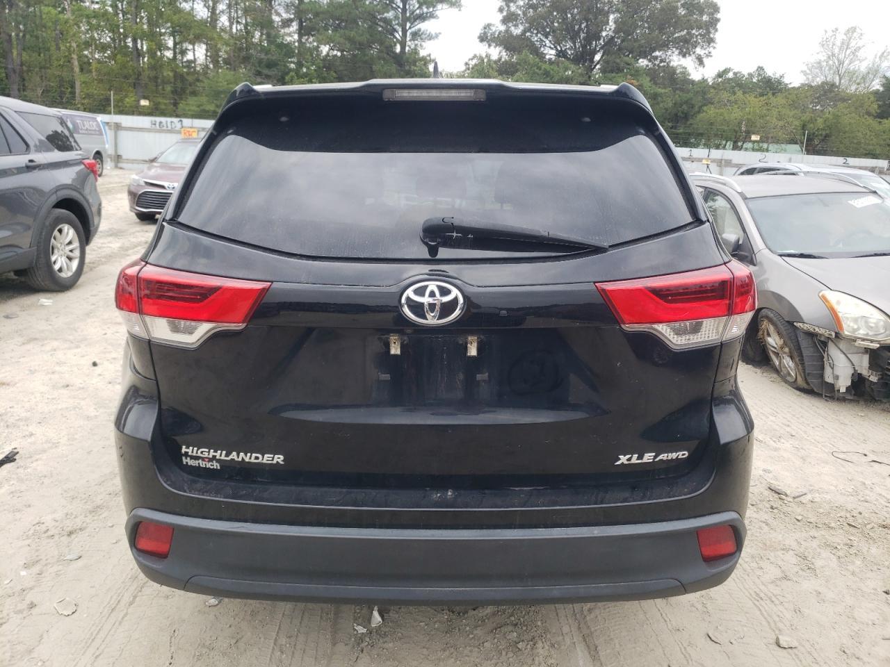 2019 TOYOTA HIGHLANDER