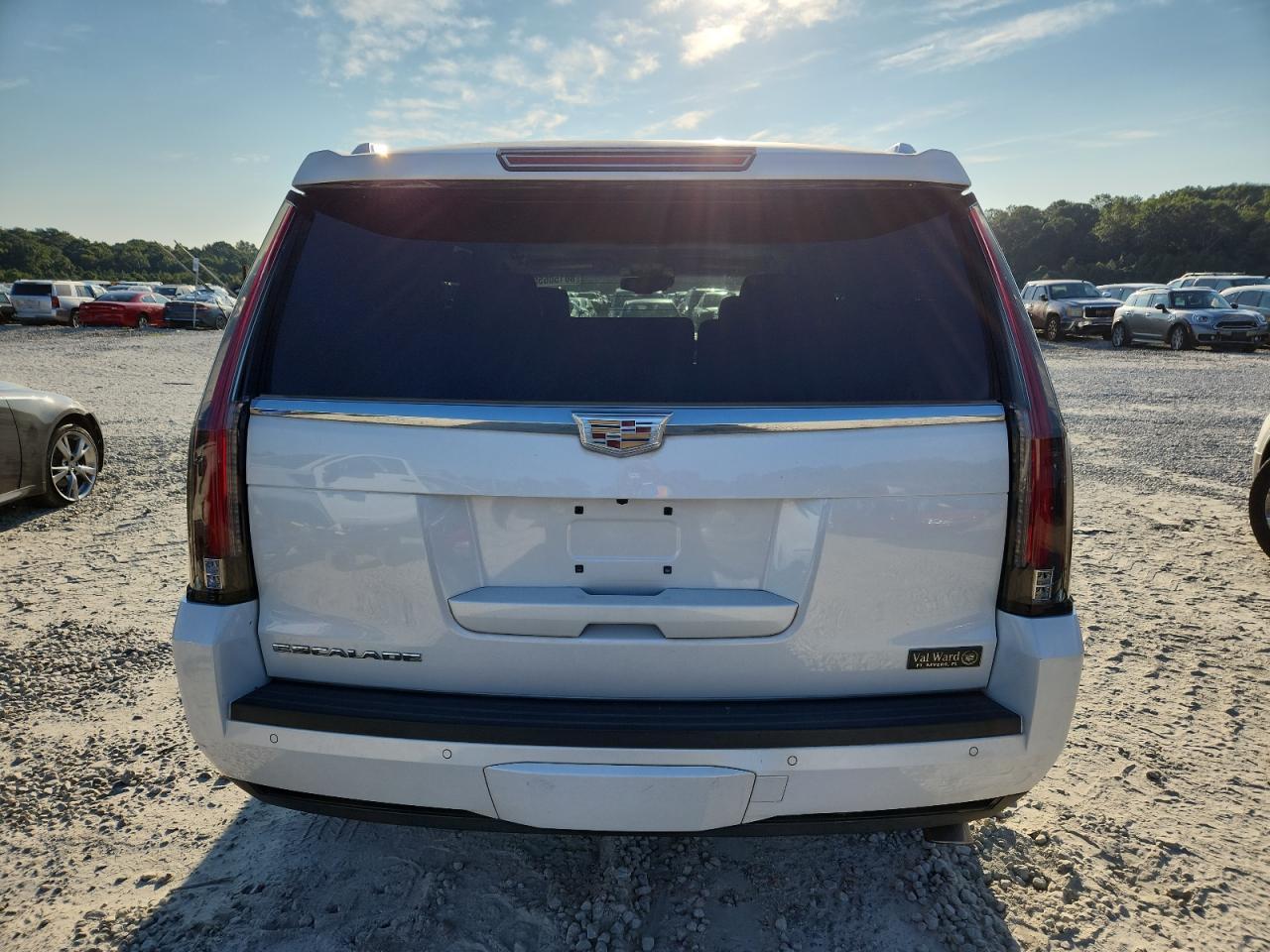 2016 CADILLAC ESCALADE