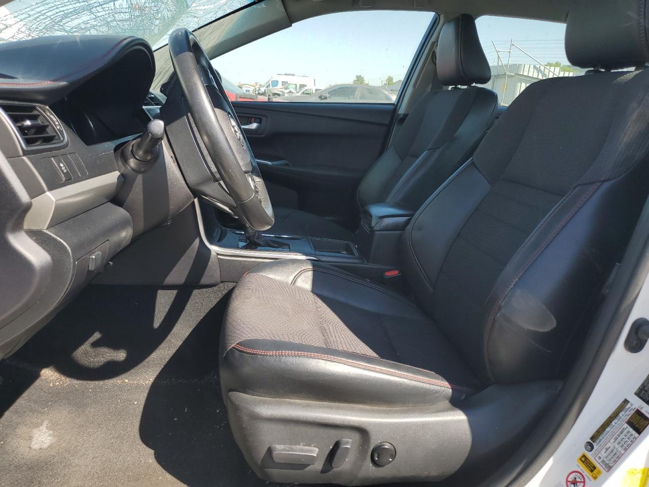 2017 TOYOTA CAMRY
