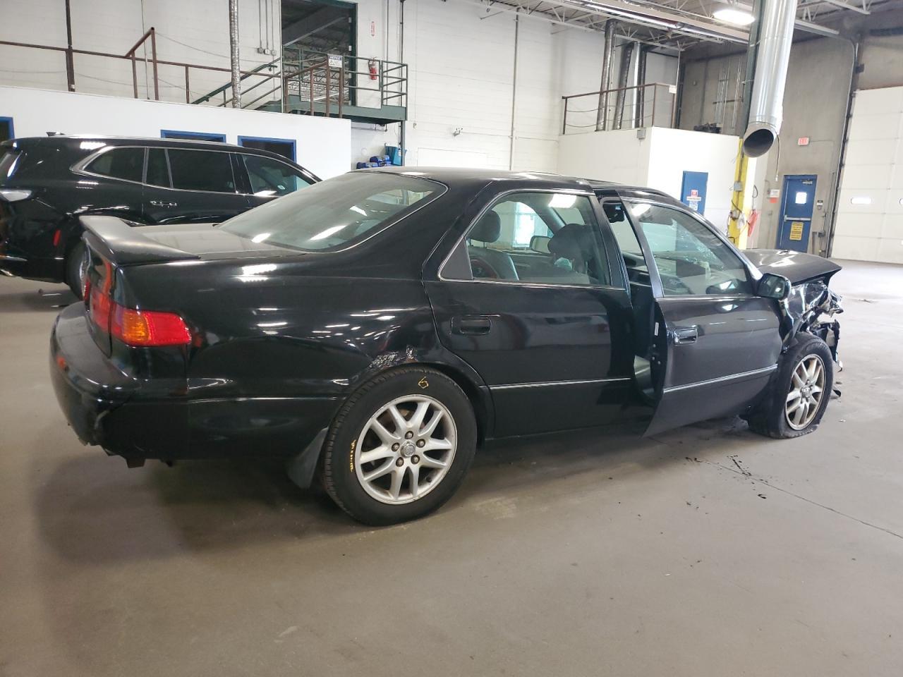 2000 TOYOTA CAMRY