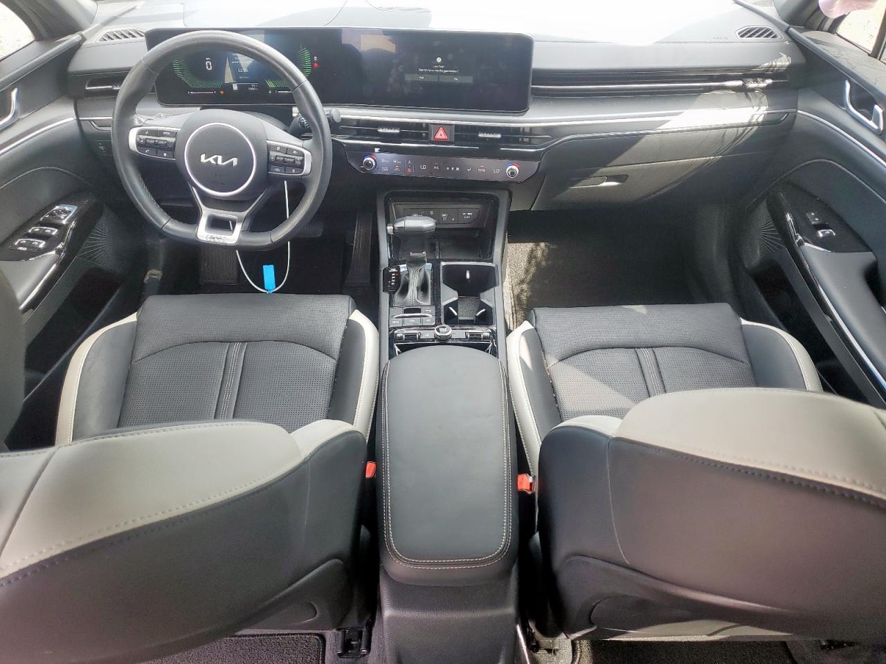 2025 KIA K5