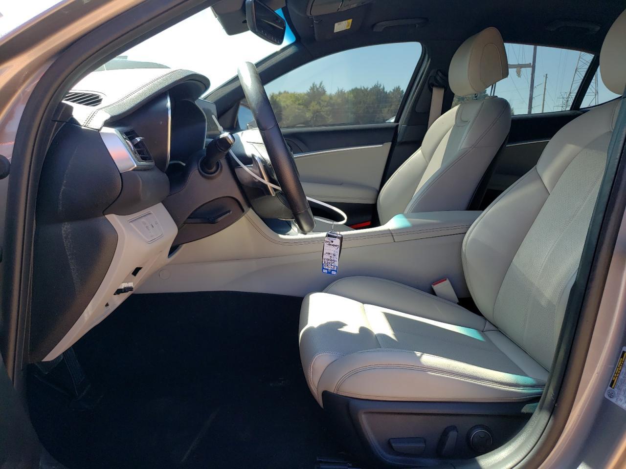 2023 GENESIS G70