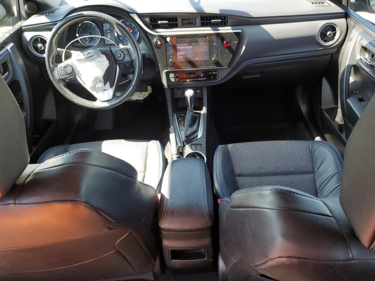 2019 TOYOTA COROLLA
