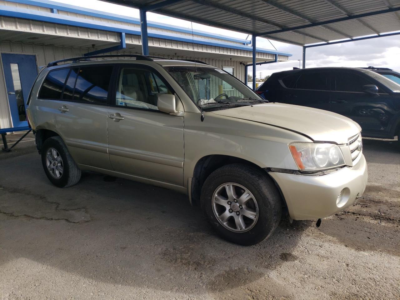 2003 TOYOTA HIGHLANDER