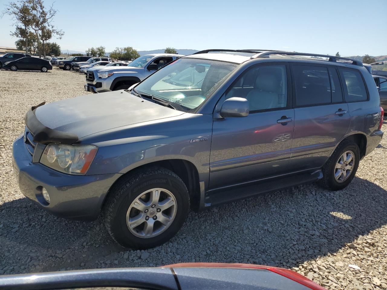 2002 TOYOTA HIGHLANDER
