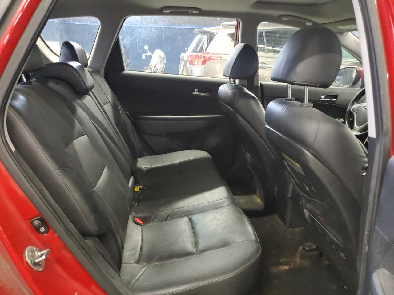 2012 HYUNDAI ELANTRA
