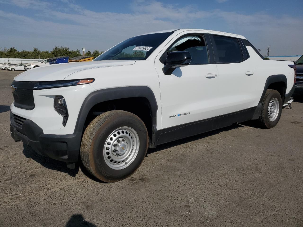 2025 CHEVROLET Silverado