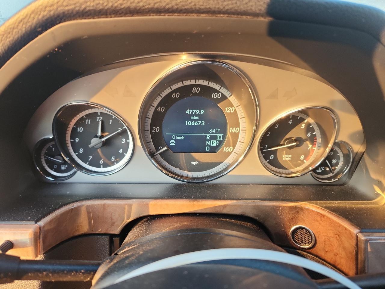 2010 MERCEDES-BENZ E-Class