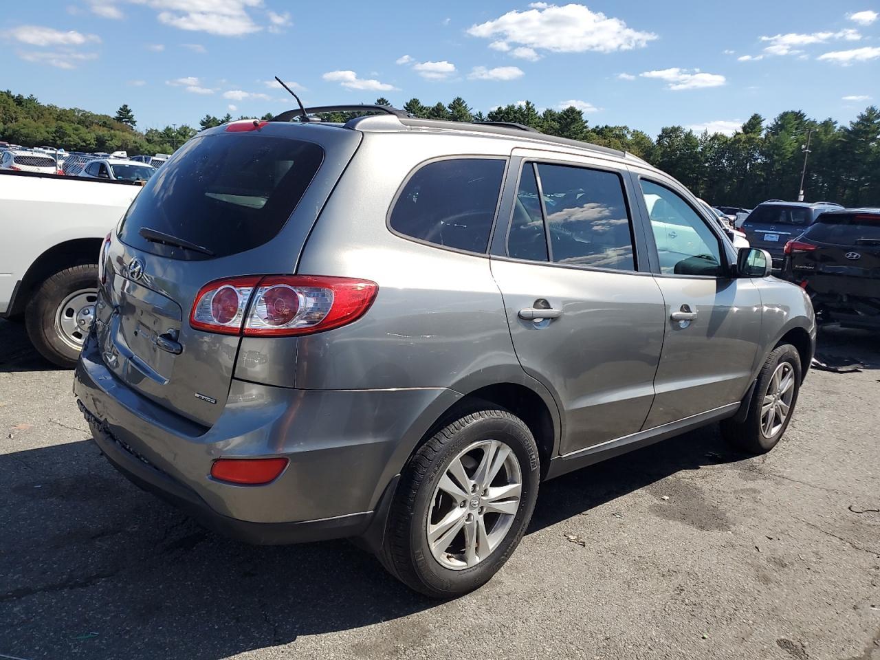 2012 HYUNDAI SANTA FE