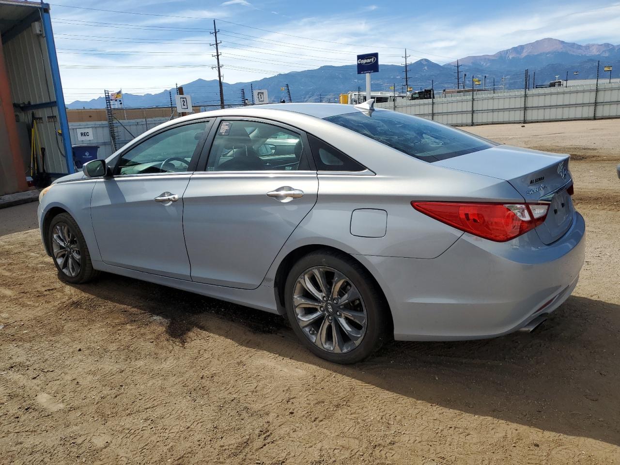 2011 HYUNDAI SONATA