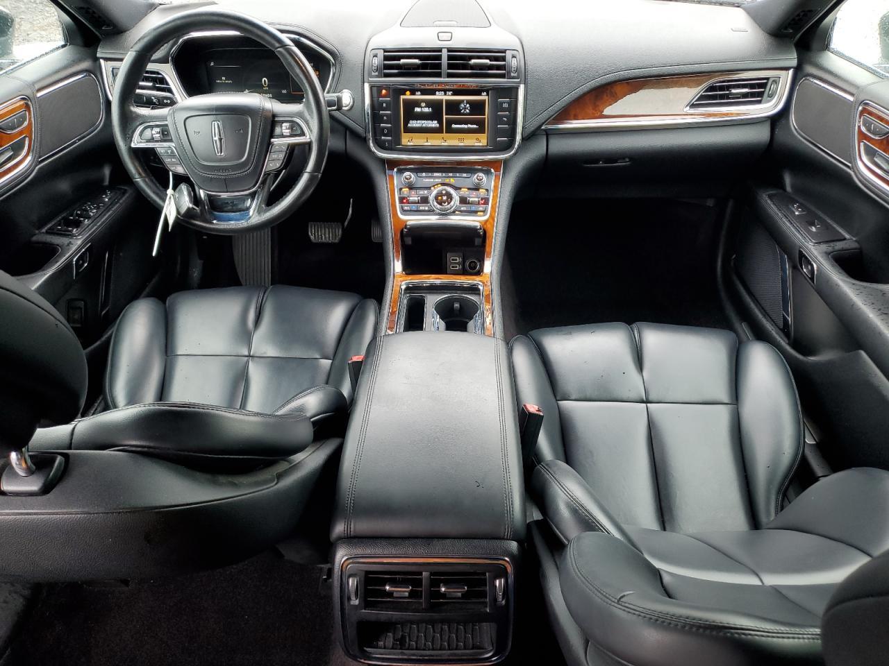 2017 LINCOLN Continental