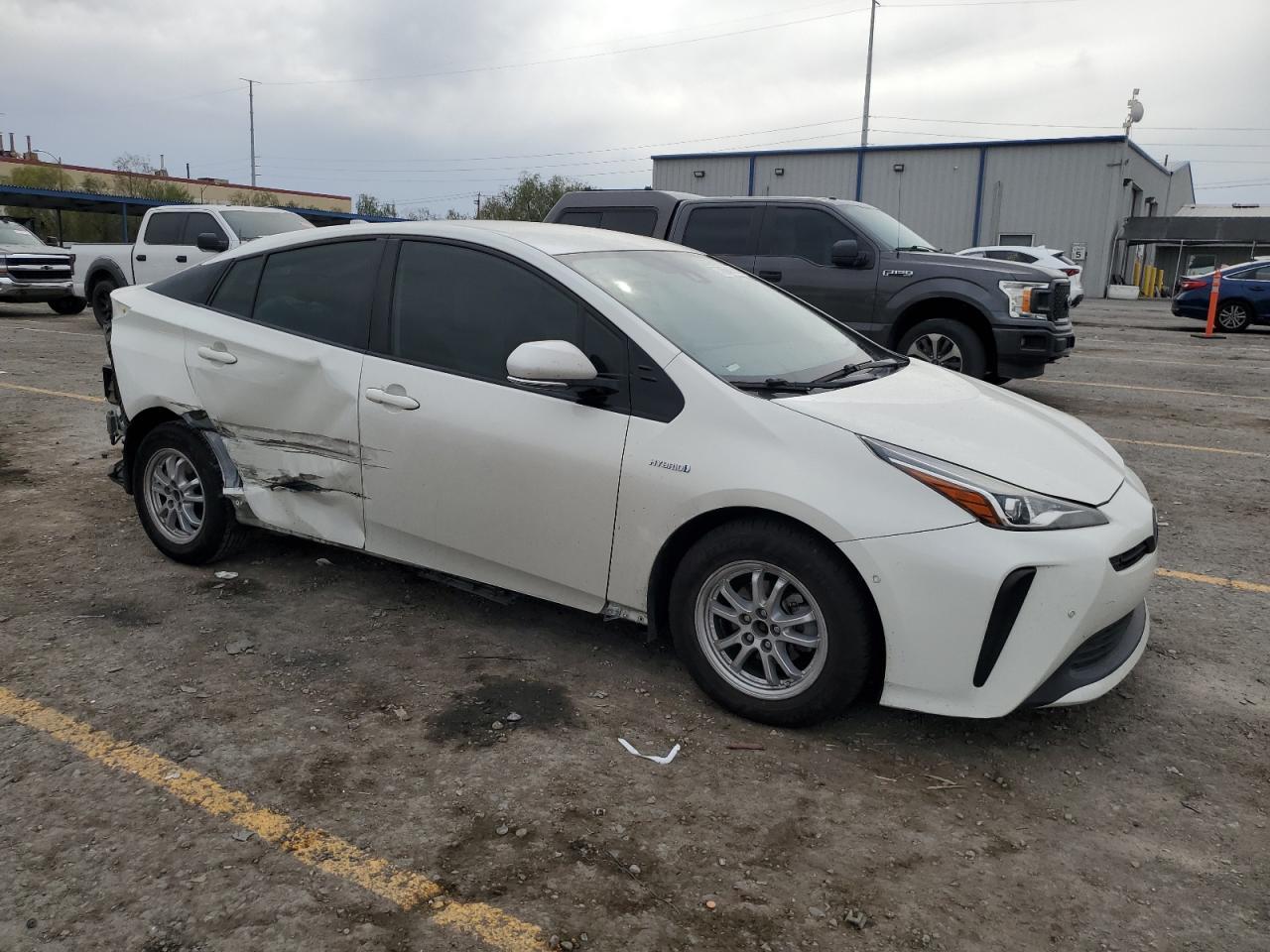 2019 TOYOTA PRIUS