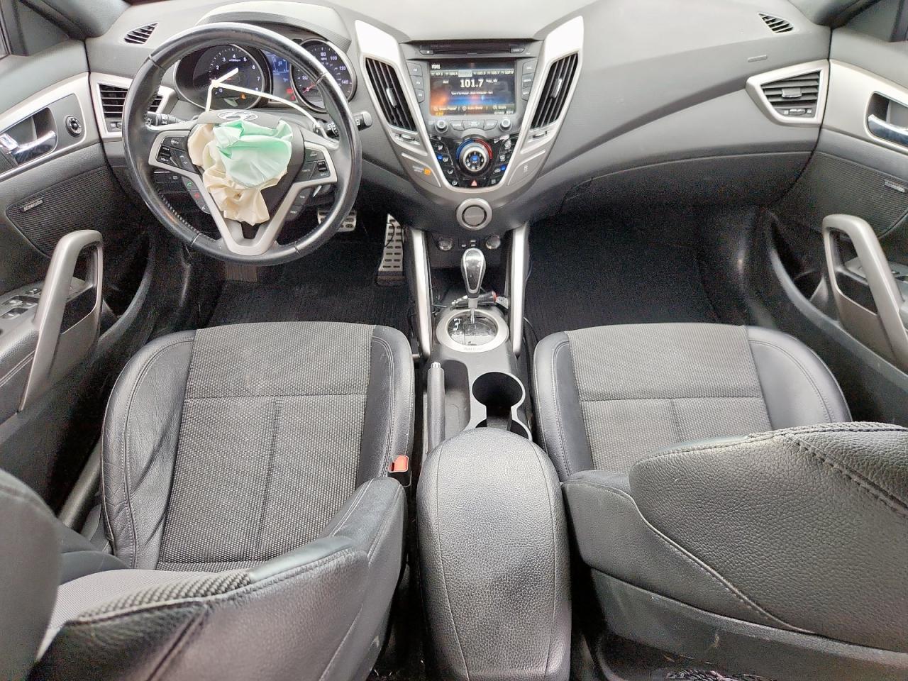 2016 HYUNDAI VELOSTER