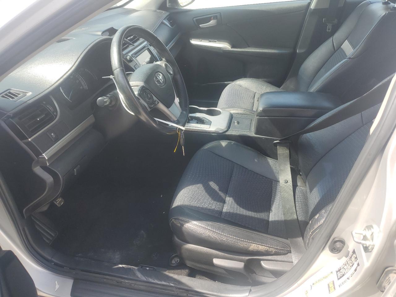 2014 TOYOTA CAMRY