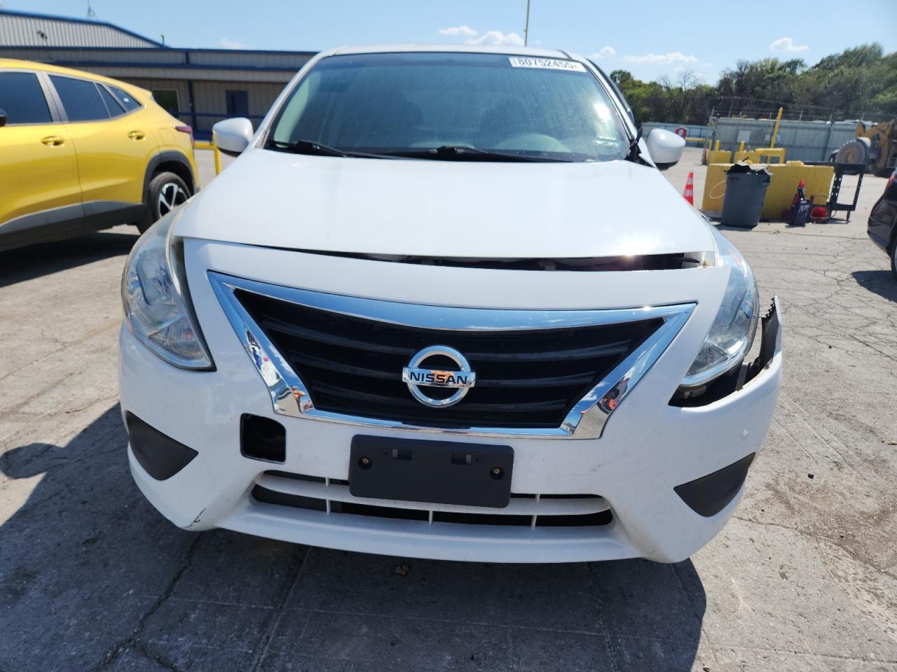2016 NISSAN VERSA