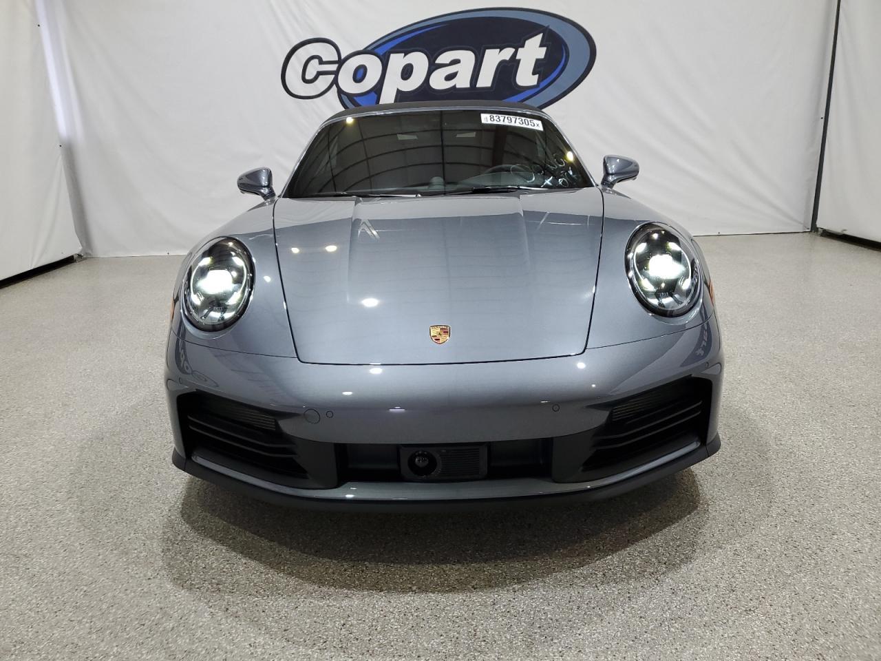2025 PORSCHE 911