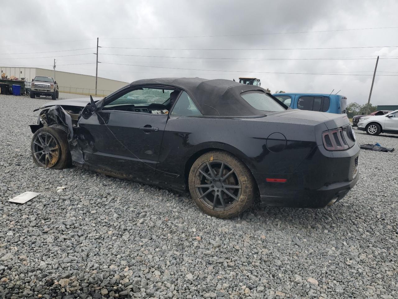 2013 FORD MUSTANG