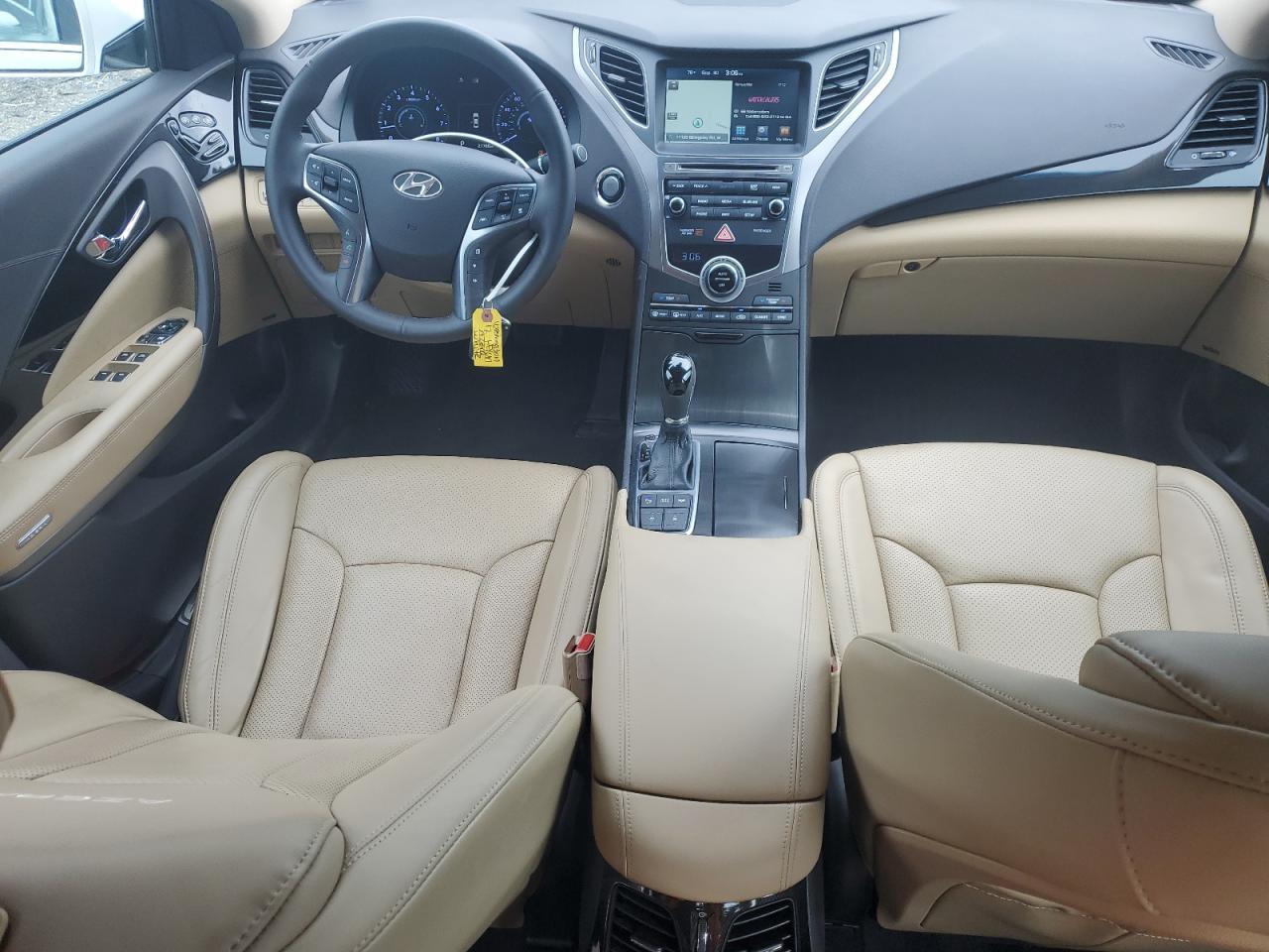 2017 HYUNDAI Azera