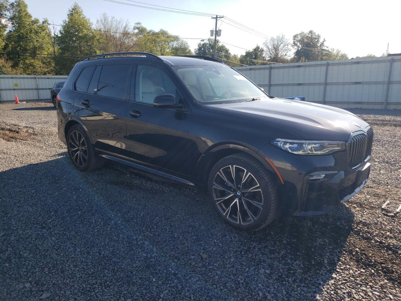 2020 BMW X7