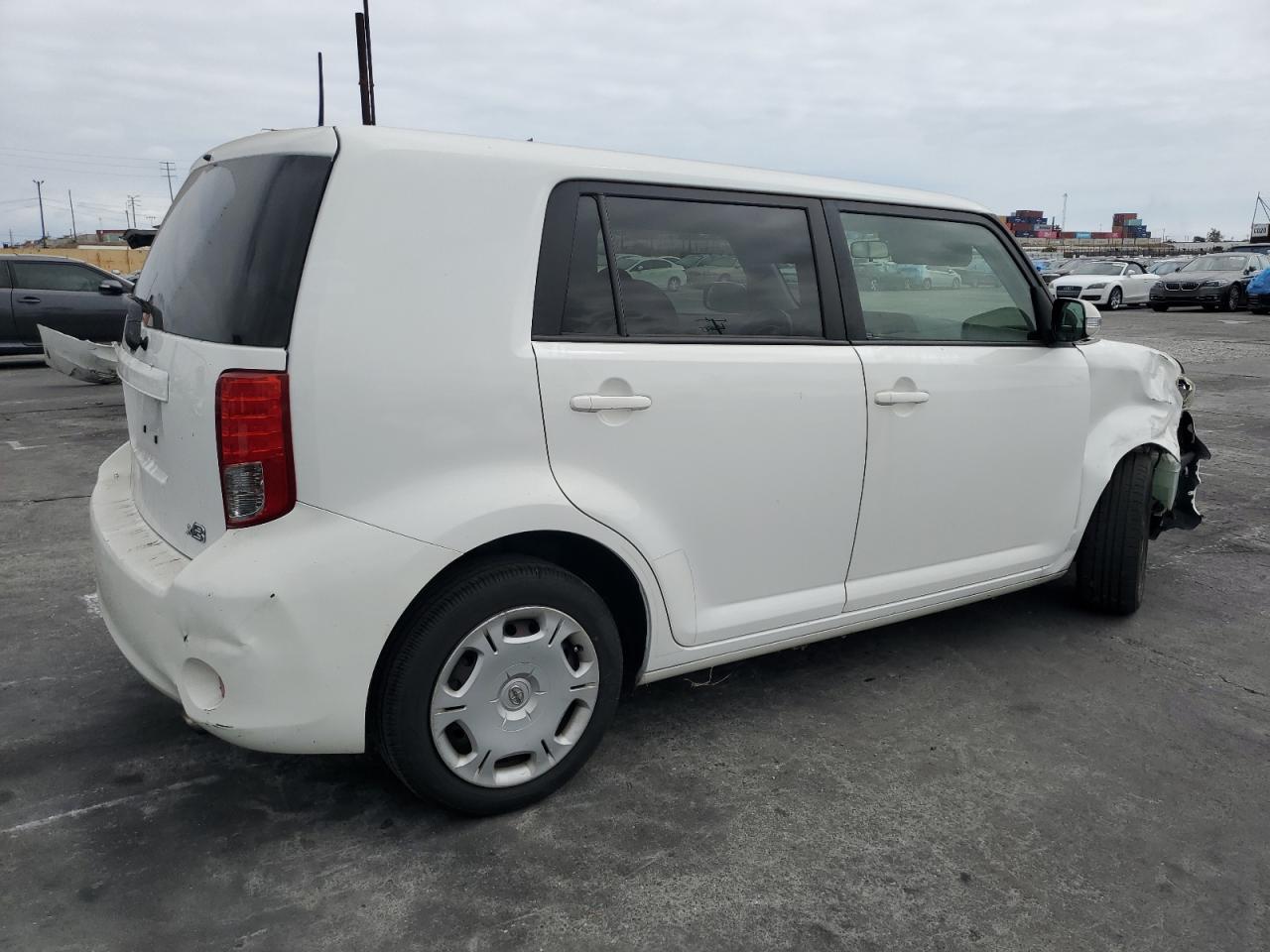 2012 TOYOTA SCION